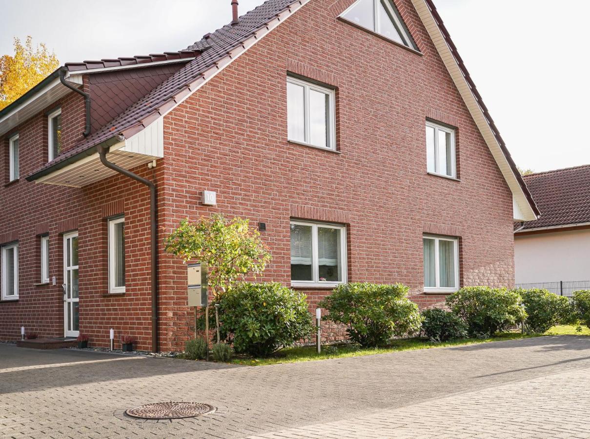 Modernes Stadthaus | Parkplatz | WiFi | Bad&Dusche | Küche Hannover Exterior foto